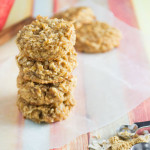 Homemade oatmeal bites that will rival anything you find in stores. Ground ginger and mollases gives these mini bites a nice kick to start your day off right. - OCD Kitchen